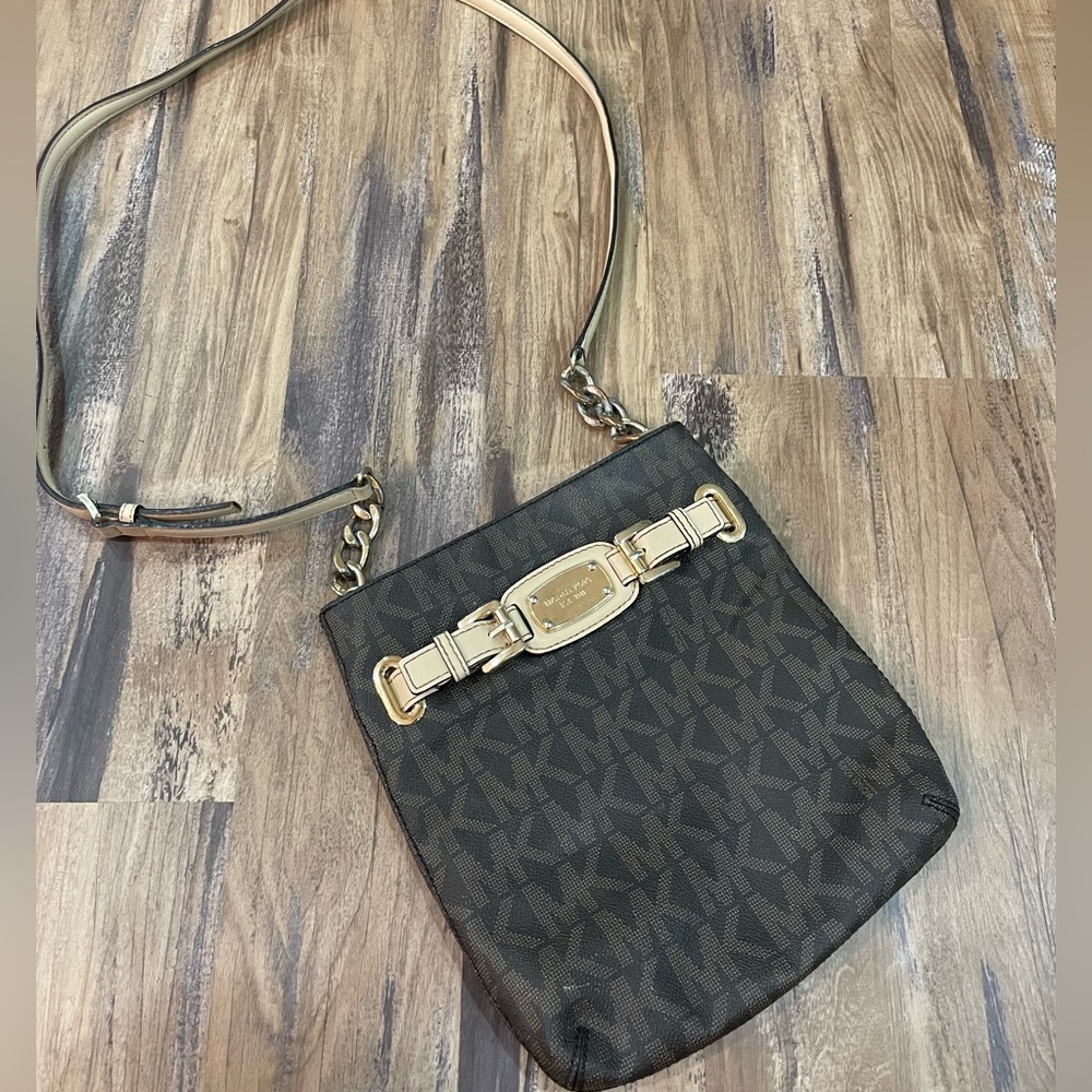 MK Michael Kors Hamilton Crossbody - Brown